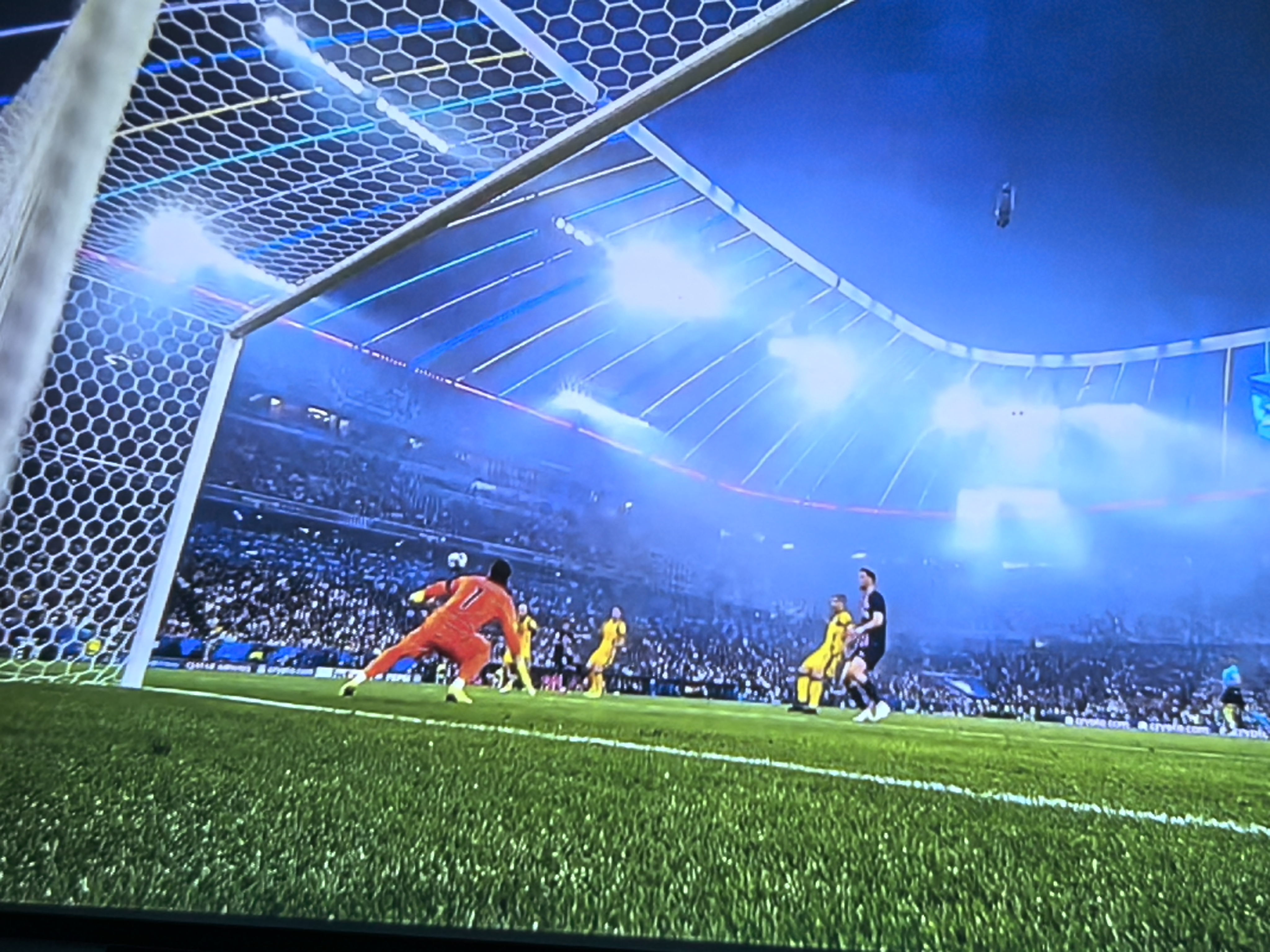 开云体育官网-关于冲刺阶段德甲传出新动向；巴黎圣日耳曼手感冰凉；管理层表态——引发热议；高层口径保持一致的信息