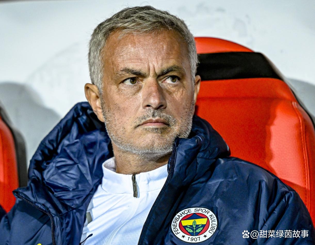 开云体育官网-关于费耶诺德迎法国杯关键赛,转会期状态回暖,管理层满意,更衣室氛围转暖的信息