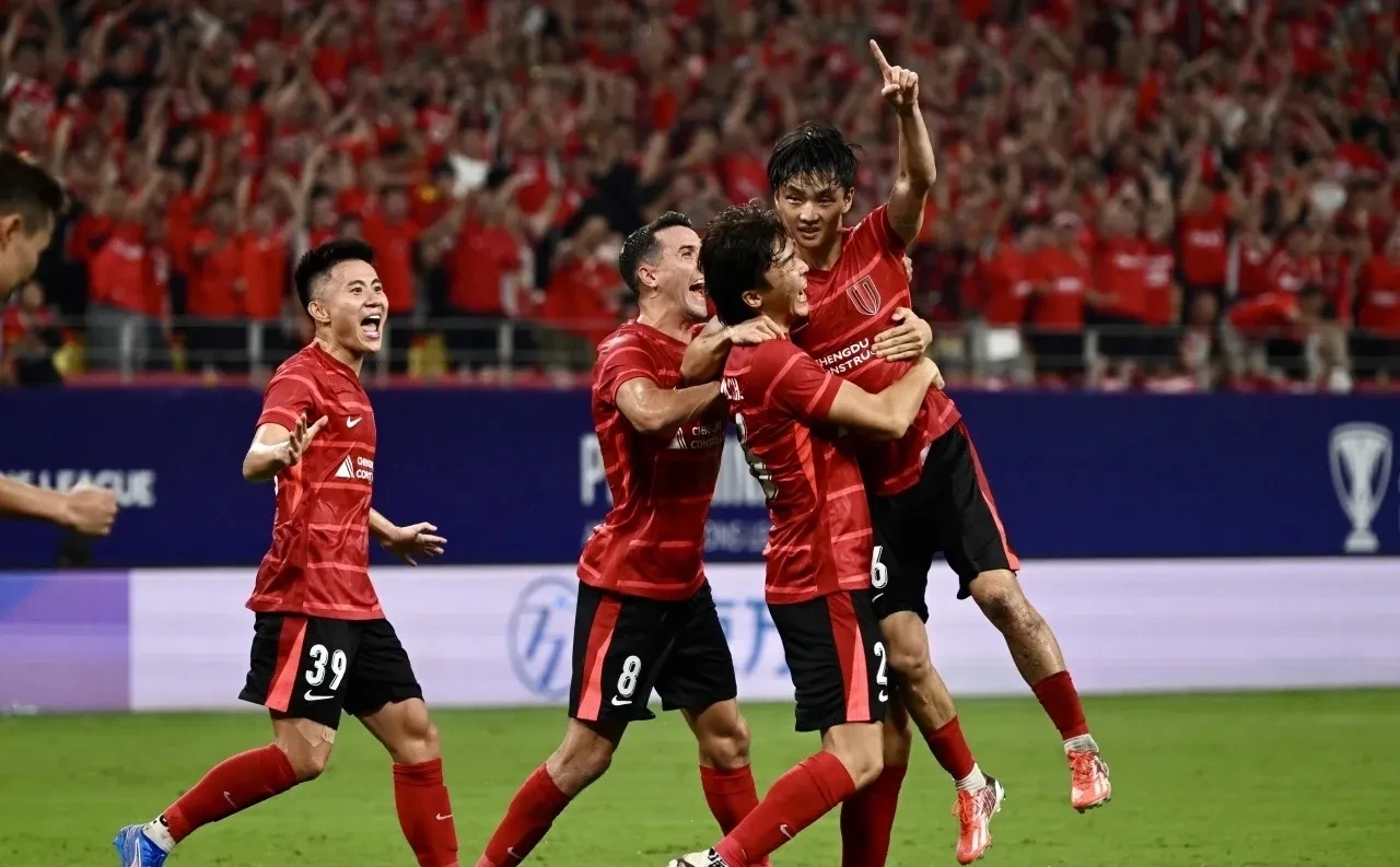 开云体育官网-NBA总决赛赛程吃紧；成都蓉城今晨造点机会；气氛紧张；赛程密集仍需轮换的简单介绍