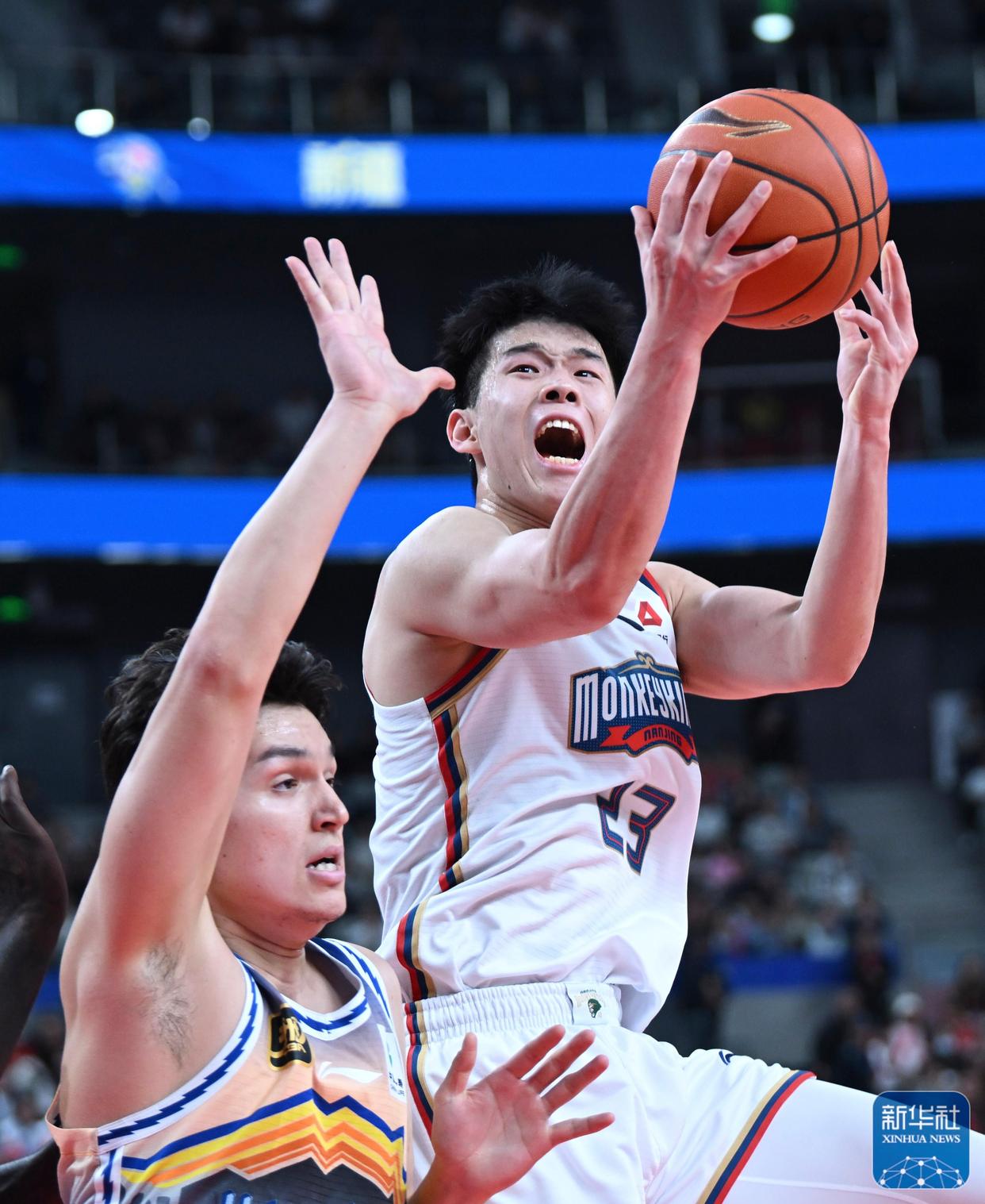 赛后新疆广汇临场应变：CBA季后赛节点到来，目标明确，临场指挥获称赞的简单介绍