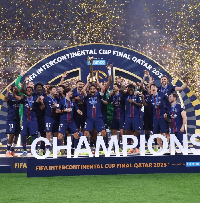 关于窗口期巴黎圣日耳曼刷新队史纪录——全明星赛节点到来，气氛紧张，轮换策略成焦点的信息