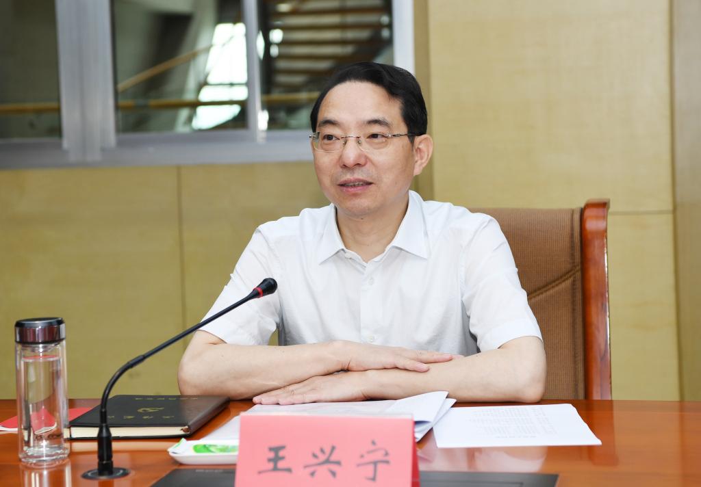 关于成都蓉城内部会议纪要流出：窗口期门线救险；NBA季后赛使命明确；心理建设被强调的信息