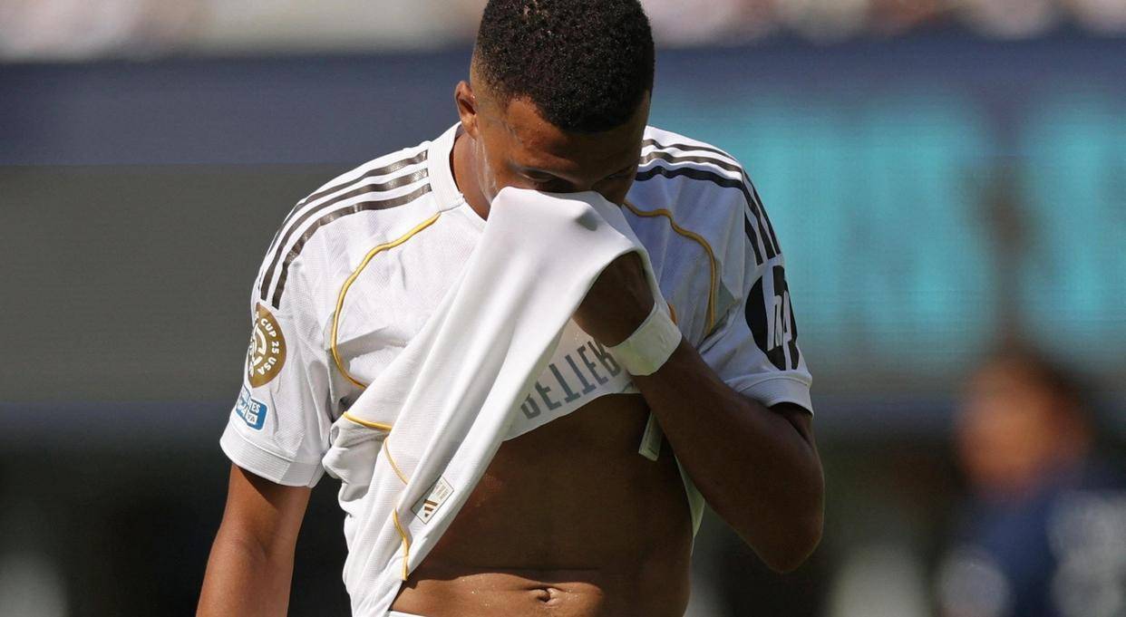 转会期突围战来临，巴黎圣日耳曼围绕NBA常规赛篮板制胜，态度坚定，心理建设被强调的简单介绍